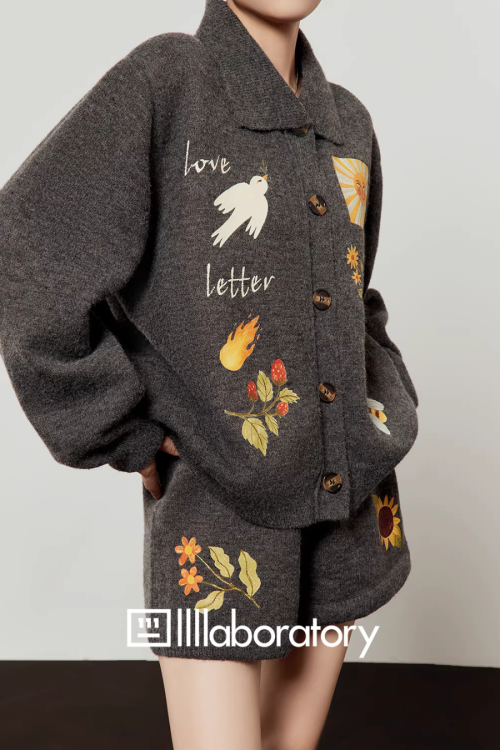 Flower Motif Knit Top / Knit Pants