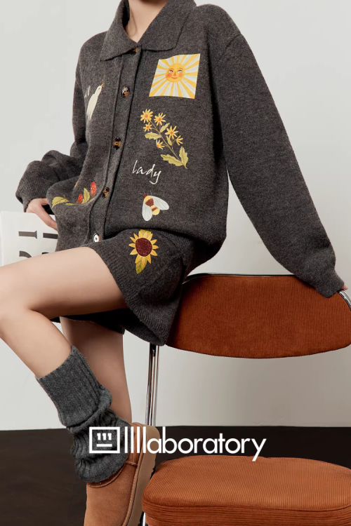 Flower Motif Knit Top / Knit Pants