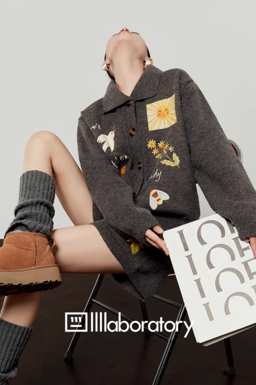 Flower Motif Knit Top / Knit Pants