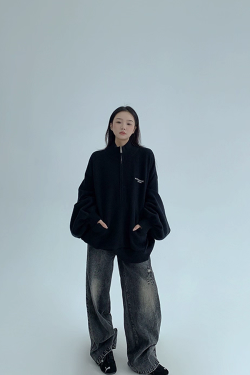 Half-Zip Sweatshirt Top