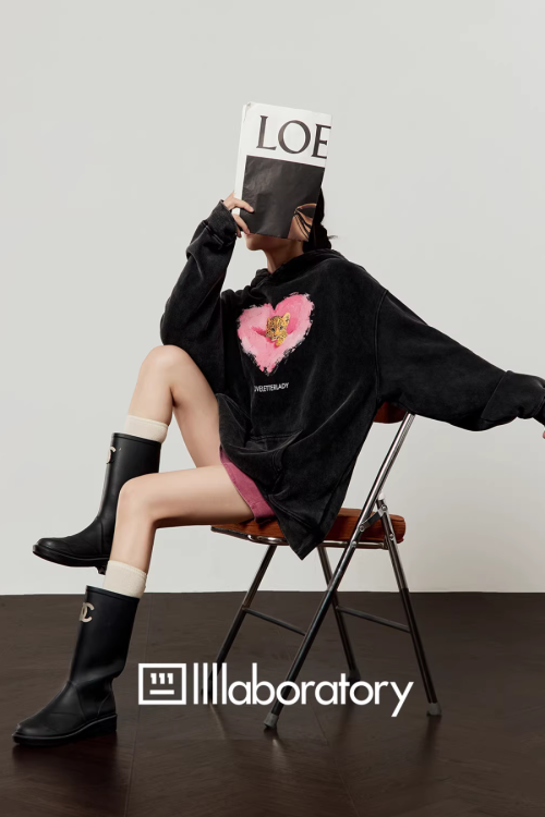 Heart Tiger Retro Hoodie / Pink Mini Skirt
