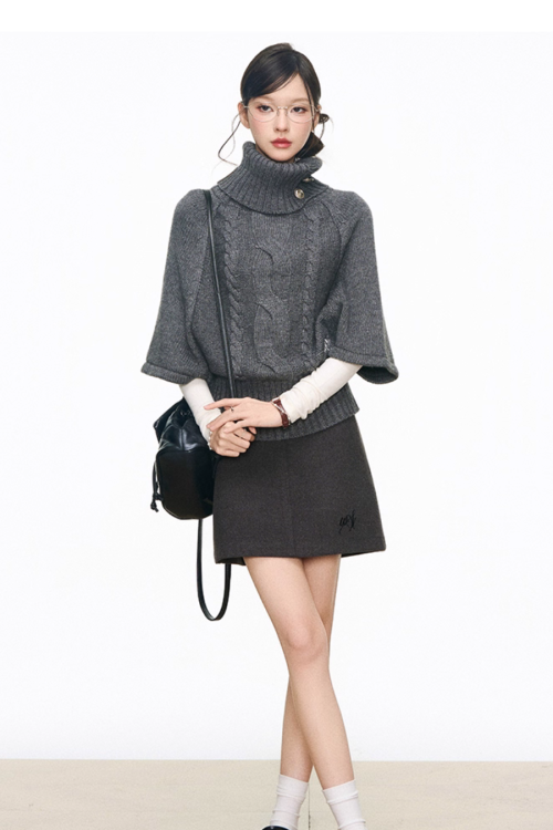 High-Neck Knit Top / Mini Skirt / Tight Long Dress / High-Neck Long Sleeve T-Shirt