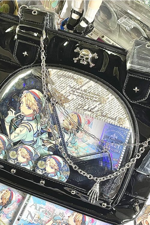 Ita Shoulder Bag for Plushies and Pins
