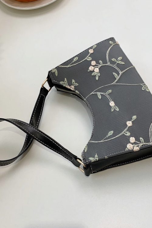 Lace Underarm Bag