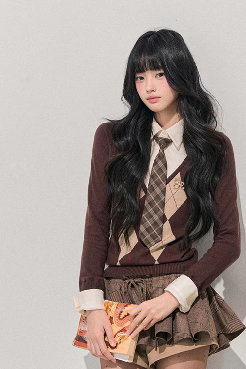 Layered-Style Argyle Knit Shirt