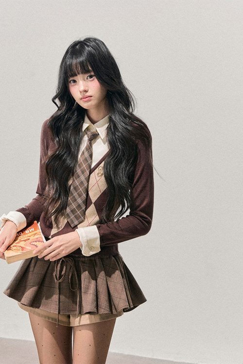 Layered-Style Argyle Knit Shirt