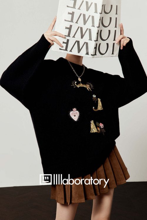Leopard Embroidery Loose Knit