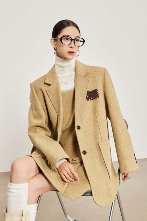Light Camel Big Blazer / Sleeveless Dress