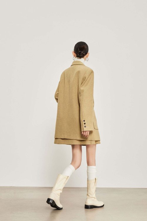 Light Camel Big Blazer / Sleeveless Dress
