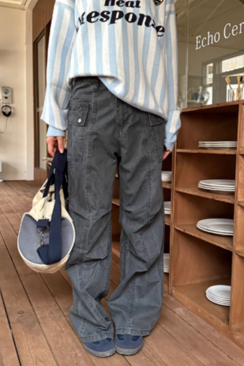 Multi Pocket Leg Cargo Pants