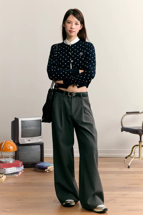 Polka Dot Round Neck Knit