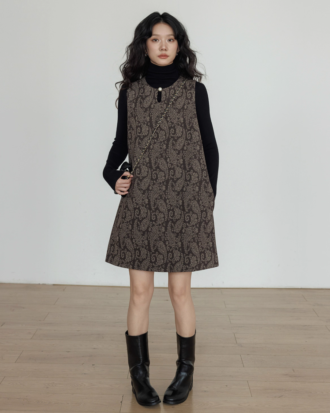 Round Neck Paisley Vest Dress