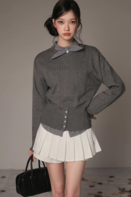 Round Neck Sweater