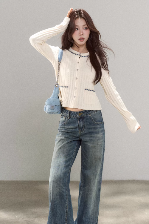Round Neck Tight Knit Top
