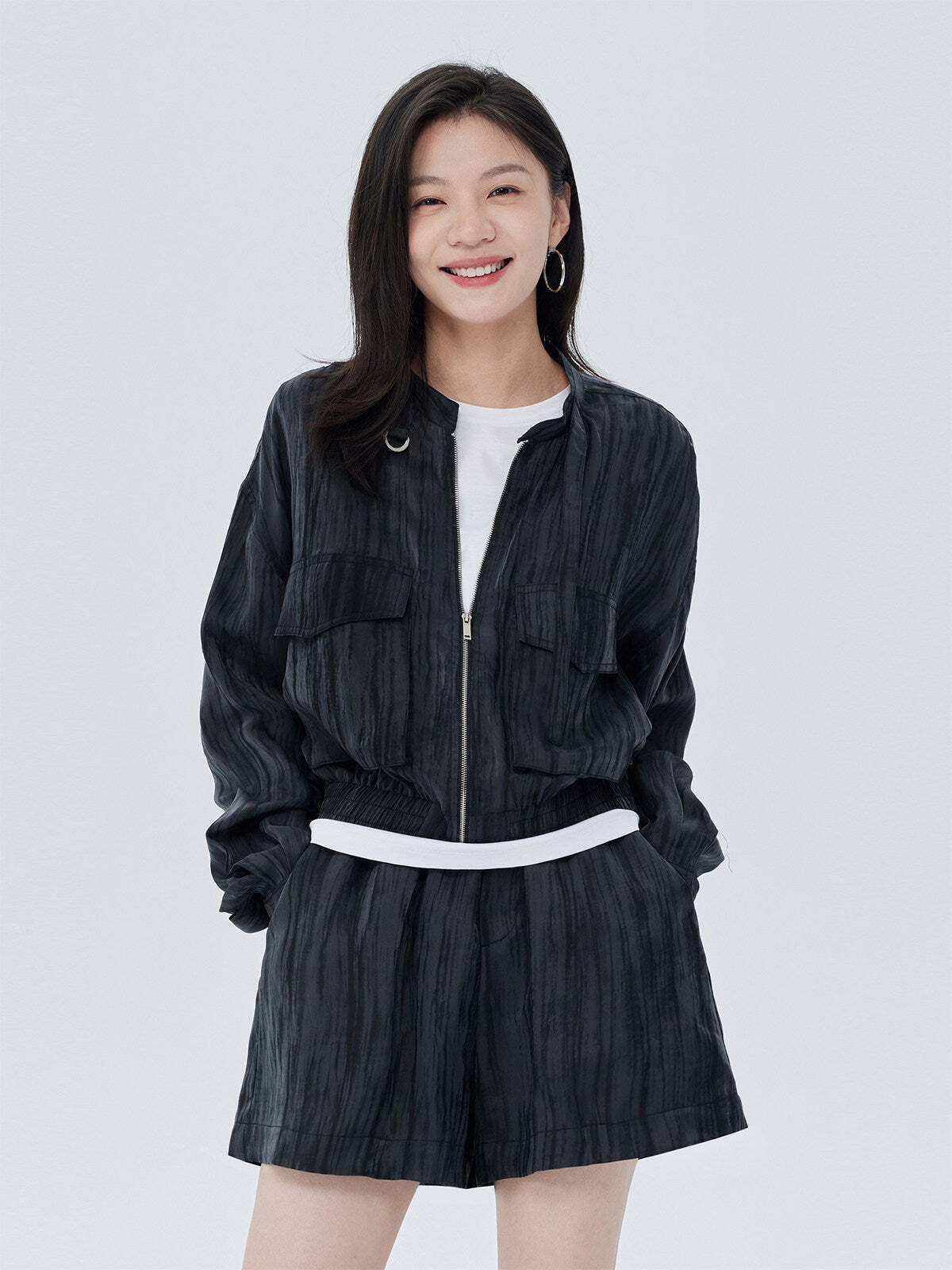 Round Neck Zip-Up Short Jacket