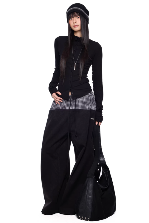 Slim-Fit Layer Top
