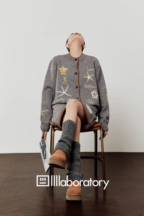 Starfish Motif Knit Top / Knit Mini Skirt