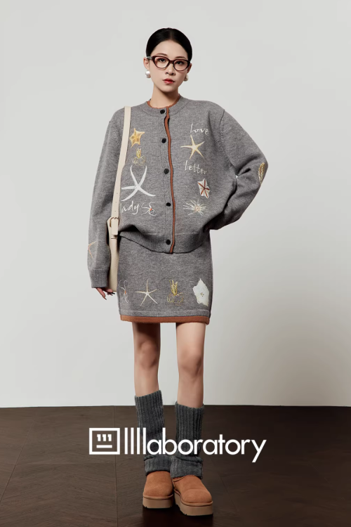 Starfish Motif Knit Top / Knit Mini Skirt
