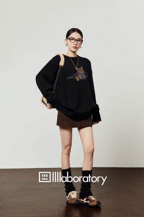 Tiger Round-Neck Knit / Leopard Mini Skirt