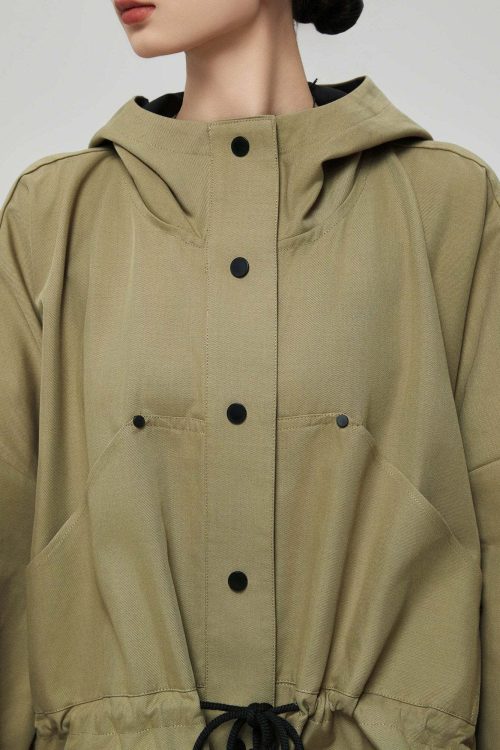 Wind Hooded Trench Coat / High-Waist Shorts