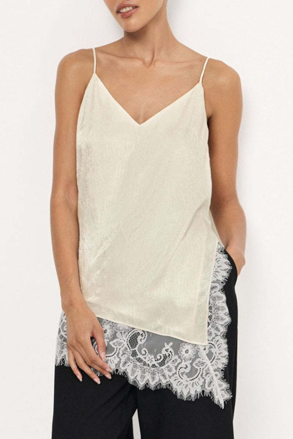V Neck Lace Trim Patchwork Cami Top V Neck Lace Trim Patchwork Cami Top