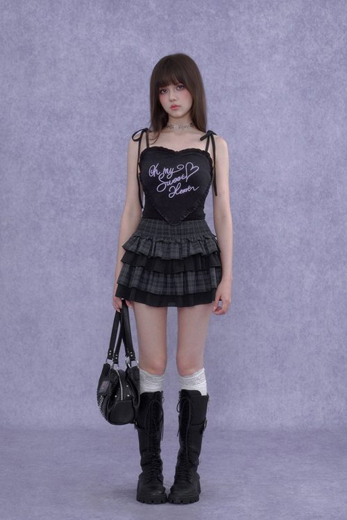 cyber-y2k-heart-graphic-camisole-5