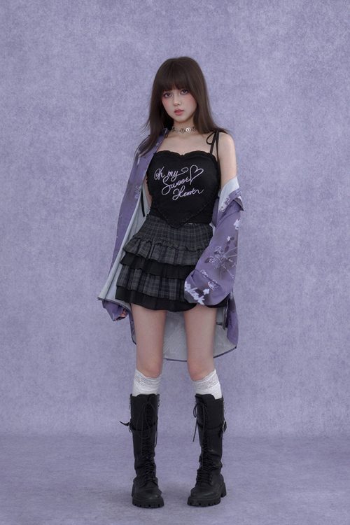 cyber-y2k-heart-graphic-camisole-10