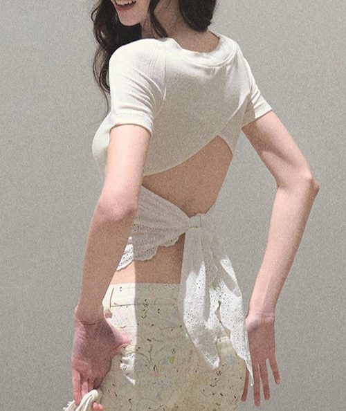 oakmoo-turn-back-glance-bow-backless-slim-fit-t-shirt-9