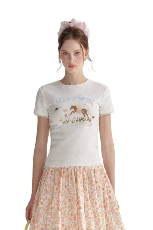 contrast-lace-trim-embroidered-graphic-slim-fit-t-shirt-1