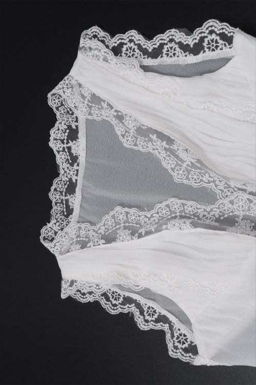 Sexy Lace Trim Tie Back Slim Skirt Set