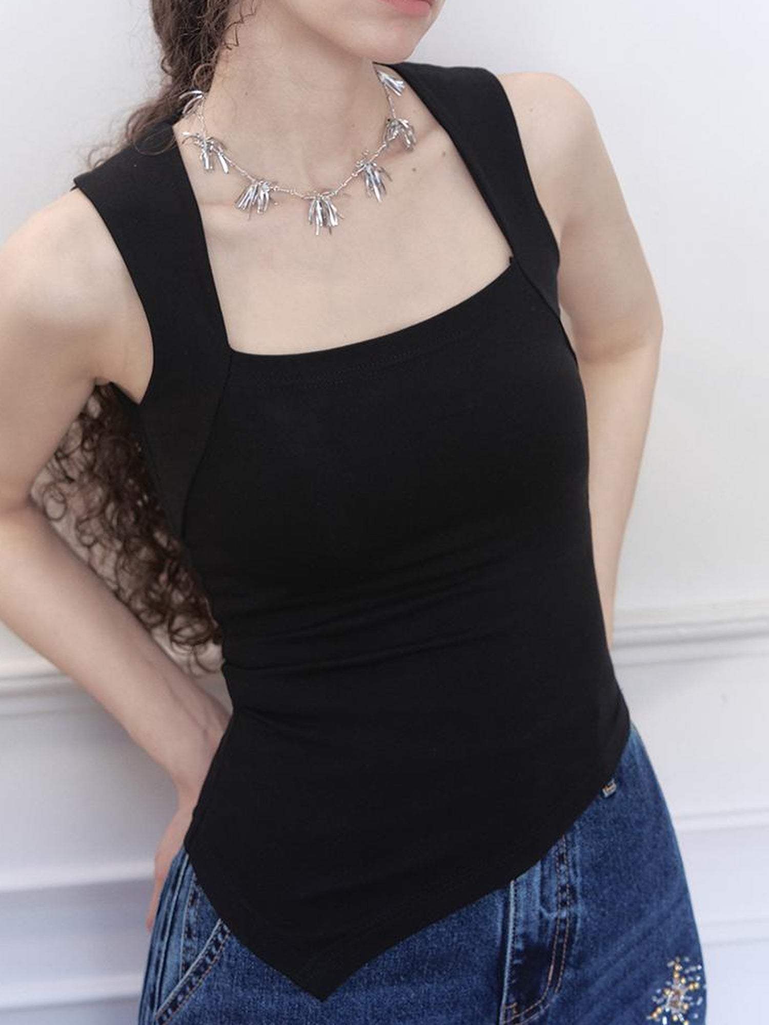 cutting-edge-square-neck-slash-hem-tank-top-15 cutting-edge-square-neck-slash-hem-tank-top-15