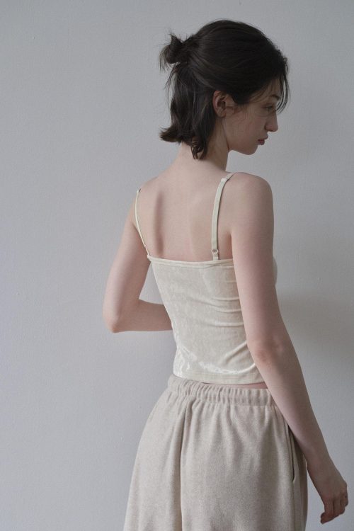 apricot-v-neck-slim-layering-womens-velvet-polyester-blend-lace-camisoles-10