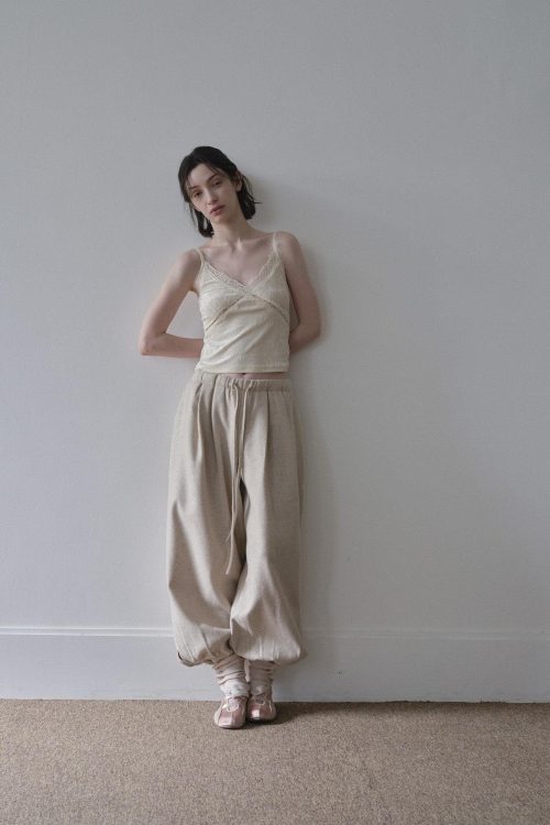 apricot-v-neck-slim-layering-womens-velvet-polyester-blend-lace-camisoles-7