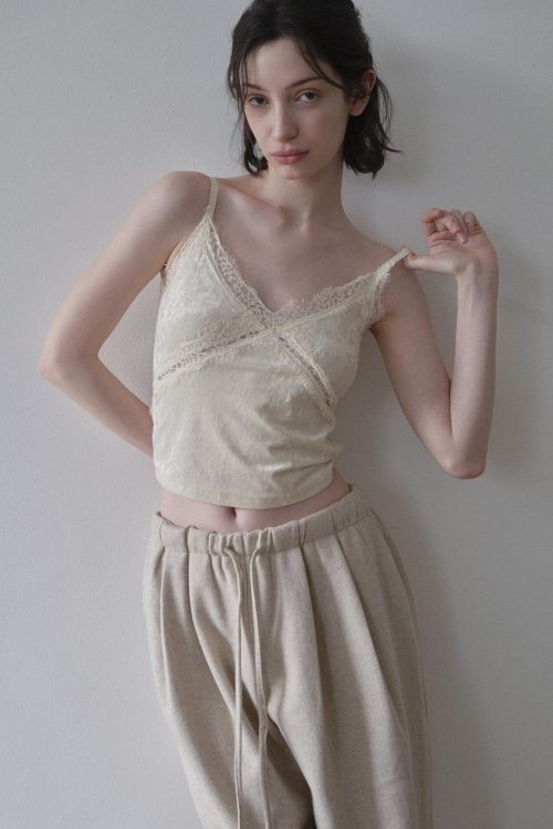 apricot-v-neck-slim-layering-womens-velvet-polyester-blend-lace-camisoles-8