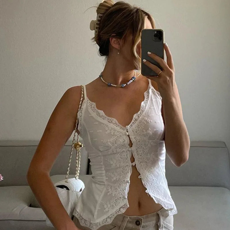 hook-front-lace-trim-top-1 hook-front-lace-trim-top-1