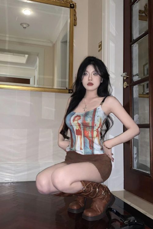 lizia-graphic-image-print-y2k-hot-girl-spaghetti-slim-camisole-cropped-top-19
