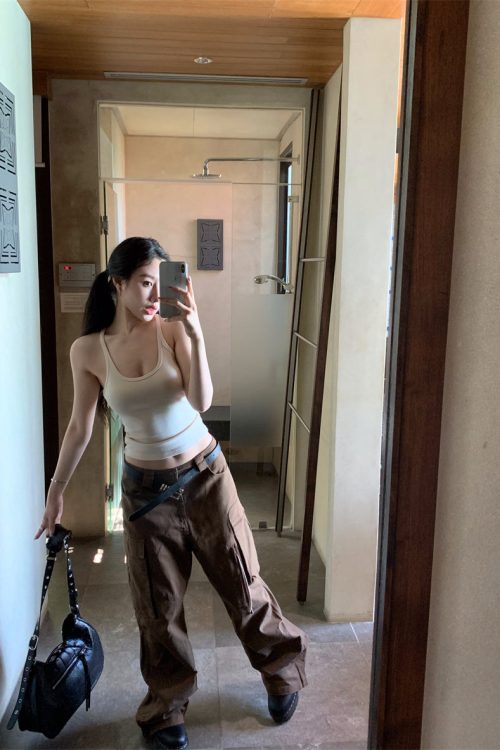 selena-solid-color-stretch-threaded-slim-u-neck-spaghetti-strap-cropped-camisole-top-13
