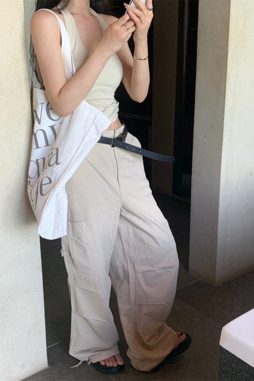 selena-solid-color-stretch-threaded-slim-u-neck-spaghetti-strap-cropped-camisole-top-16