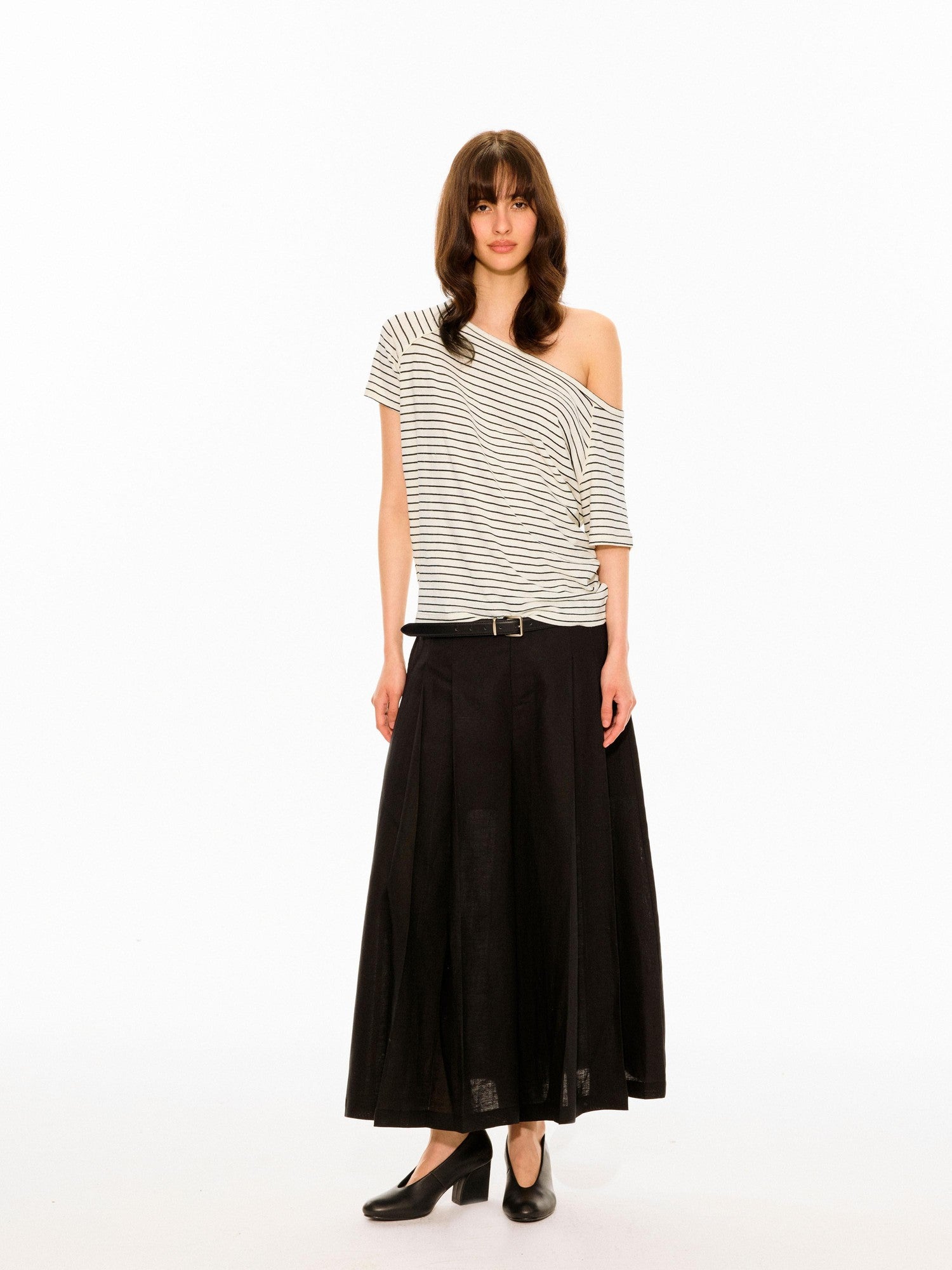 black-white-striped-slanted-shoulder-womens-hemp-cotton-off-shoulder-t-shirts-3 White Slanted Shoulder Fitted Top