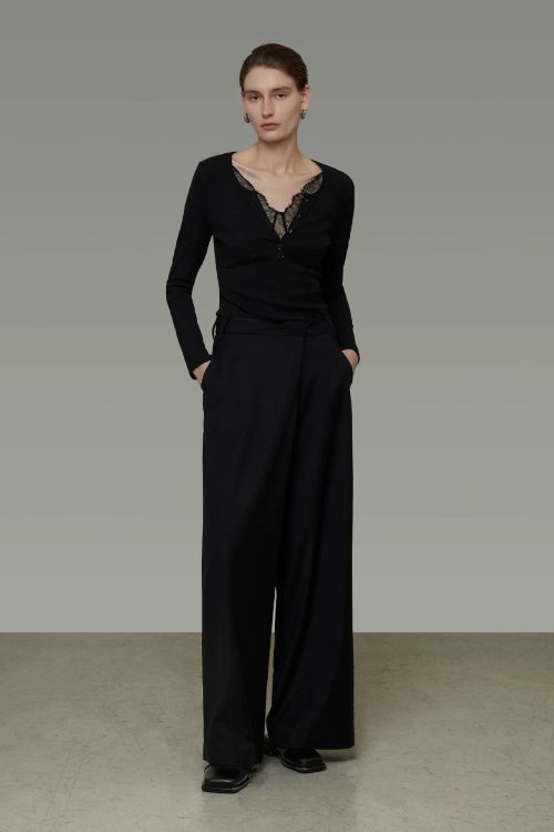 lace-trim-v-neck-slim-knit-top-1