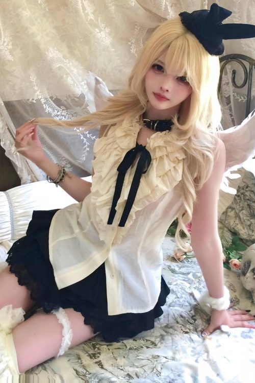 gothic-ruffled-bow-vest-6
