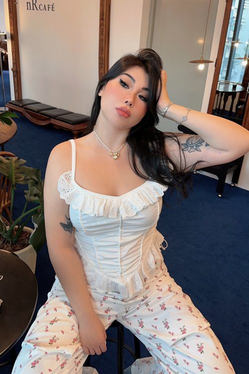 sarah-solid-color-white-plus-size-ribbon-strap-fishbone-slim-corset-top-4