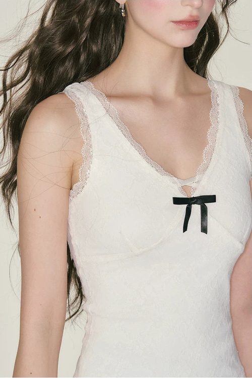 sleeveless-ruffle-patchwork-lace-camisole-5