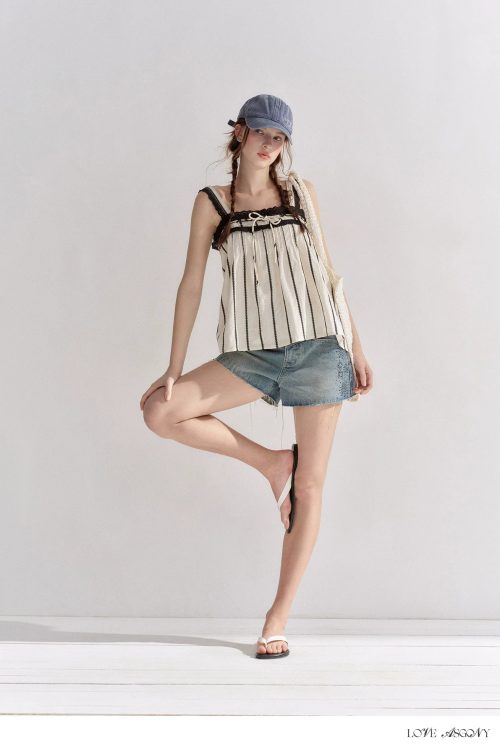 striped-lace-trim-tie-front-camisole-9