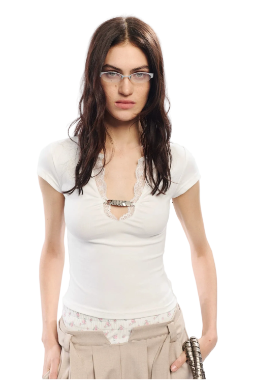 lace-trim-v-neck-slim-fit-t-shirt-1