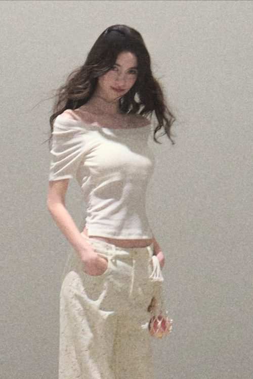 oakmoo-turn-back-glance-bow-backless-slim-fit-t-shirt-3