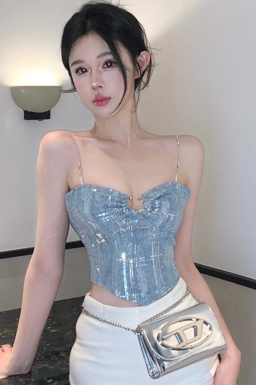 shelly-icy-blue-silver-spaghetti-strap-slim-camisole-cropped-top-1