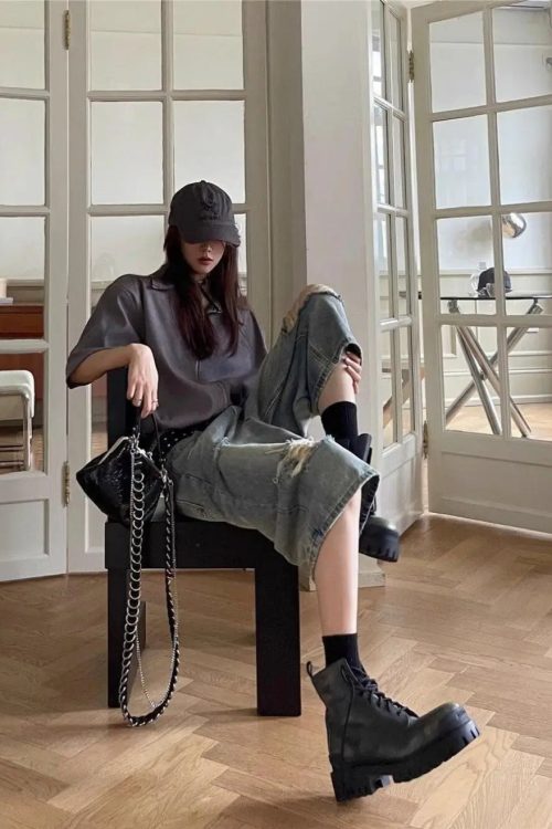 Loose Ripped Capri Wide Leg Jeans Outfit Ideas Capri trousers for Loose Ripped Capri Wide Leg Jeans outfit ideas