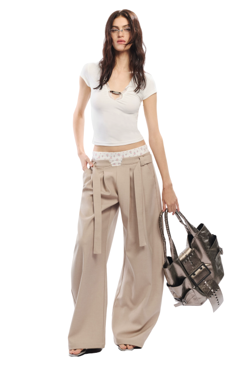 lace-trim-v-neck-slim-fit-t-shirt-3