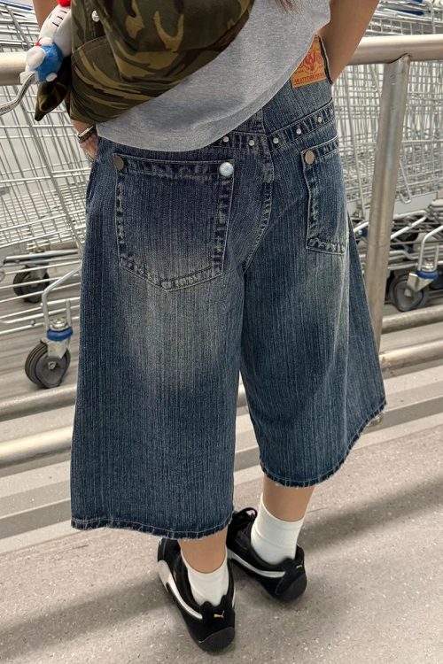 Streetwear Washed Punk Rivets Denim Jorts Outfit Ideas Jorts for Streetwear Washed Punk Rivets Denim Jorts outfit ideas